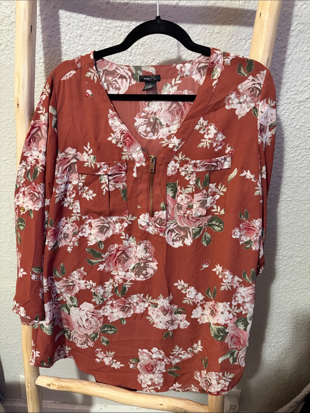 Rue21 Rust Floral Zip-Pocket V-Neck Tunic